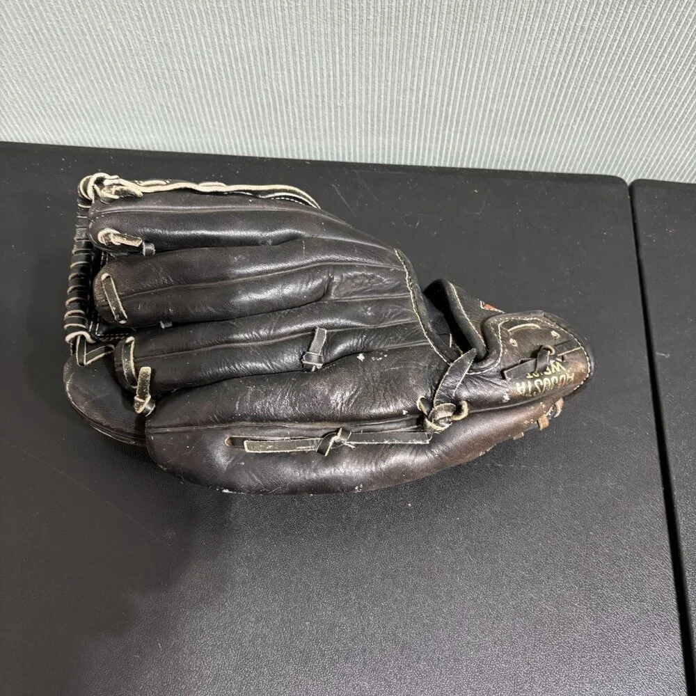 Vintage MacGregor HRKB Hank Aaron All‑Time Home Run King Baseball Glove RHT